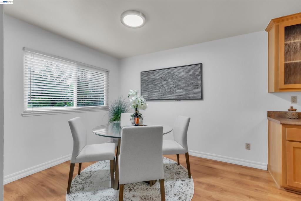 215 Whale Bone Ct