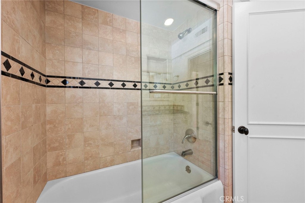 North Laguna (NL) - Residential Lease