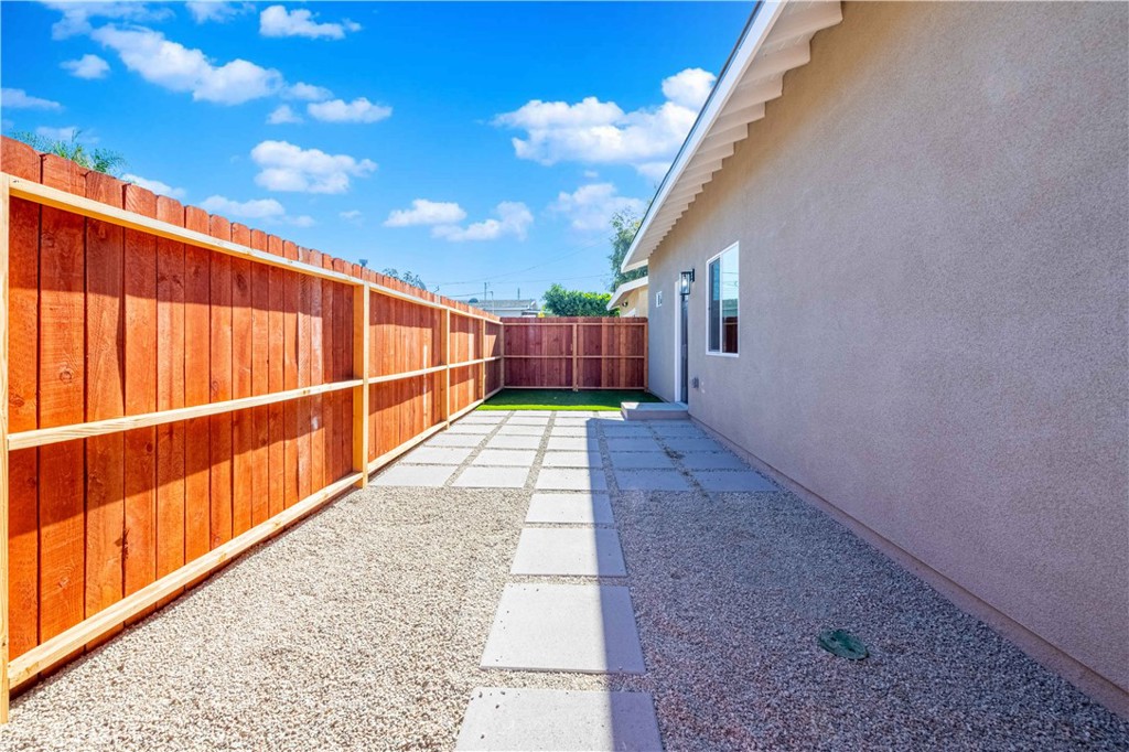 Conejo Country Homes Deluxe (501) - Residential Lease