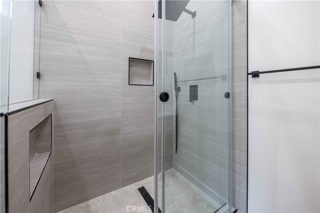 Conejo Country Homes Deluxe (501) - Residential Lease