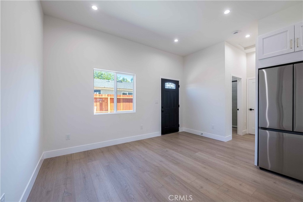 Conejo Country Homes Deluxe (501) - Residential Lease