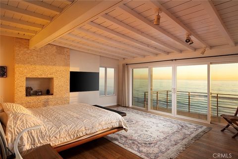 Photo of 35661 Beach Road, Dana Point, CA 92624 (MLS # OC25276897)