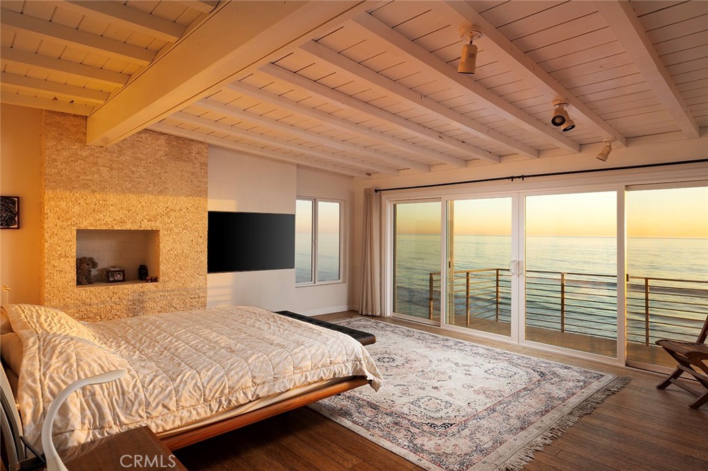 Beach Road Custom (BR) - Residential