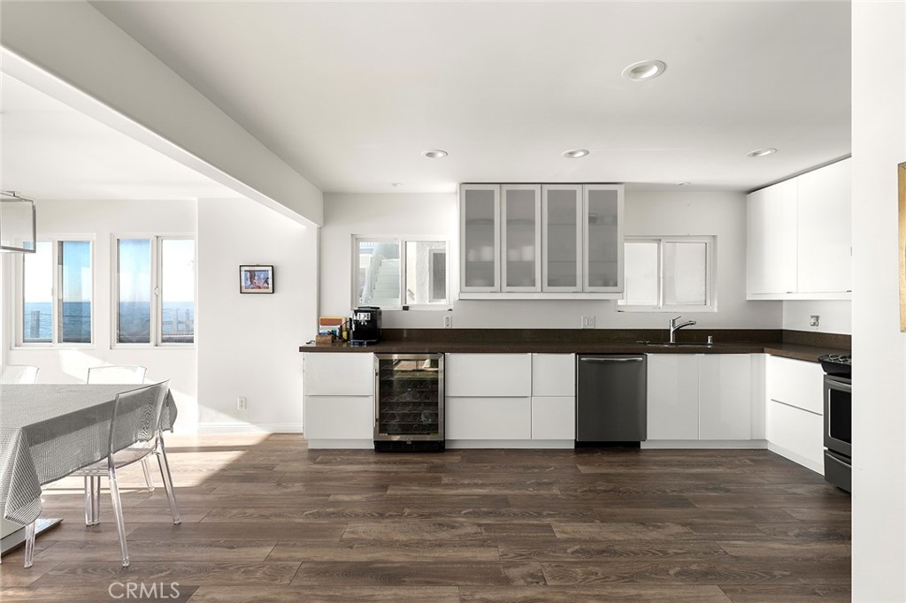 Beach Road Custom (BR) - Residential