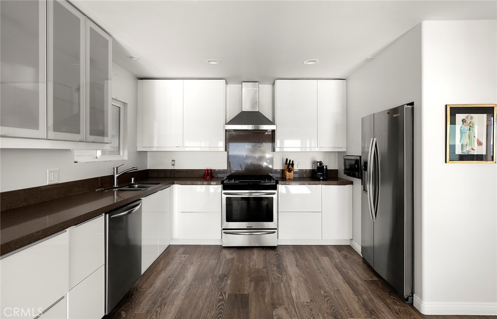 Beach Road Custom (BR) - Residential