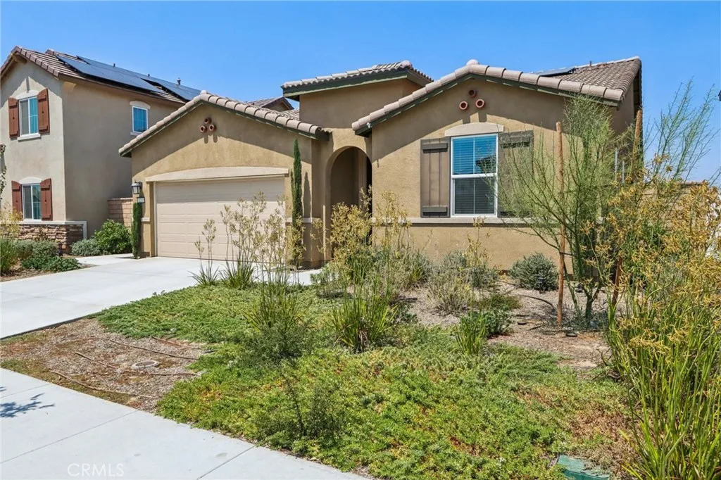 Hemet, California 92545, United States, 3 Bedrooms Bedrooms, ,2 BathroomsBathrooms,Residential,Active,192786