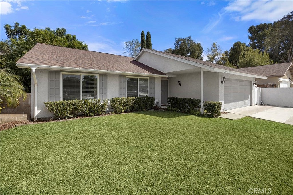 23752 San Esteban Dr