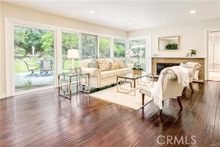 1440 Carmelita Place