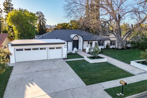 Photo of 9847 Bothwell Road, Northridge, CA 91324 (MLS # IG26036223)