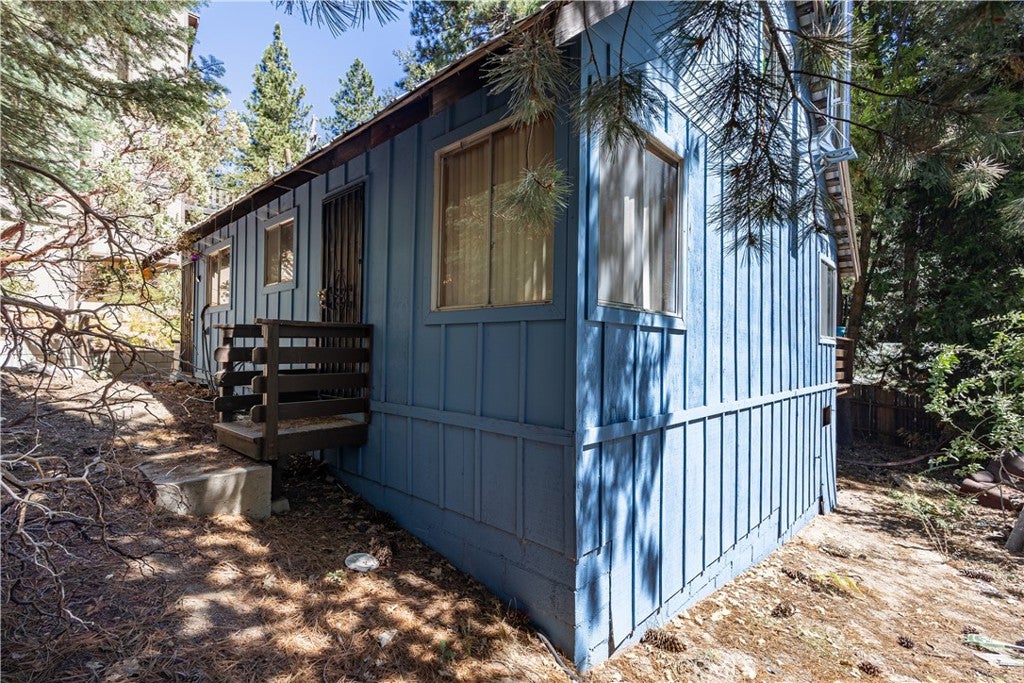 5895 Robin Oak