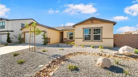 13833 RAVEN ST Victorville CA 92392