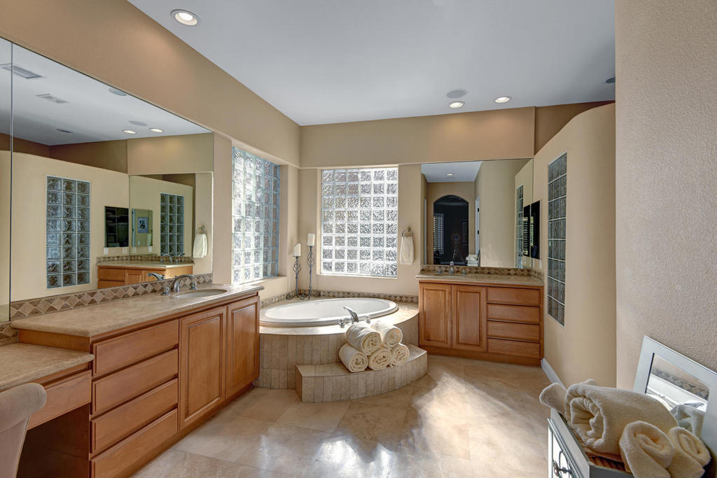 PGA Weiskopf - Residential