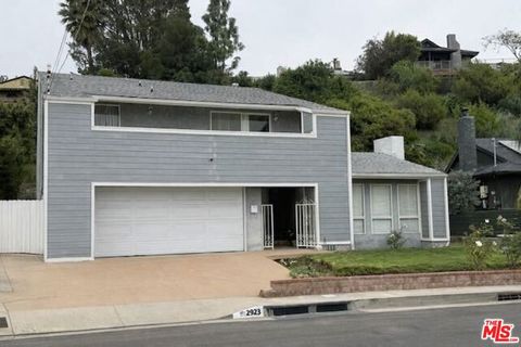 Photo of 2923 Lawndale Drive, Los Angeles, CA 90065 (MLS # 26665305)