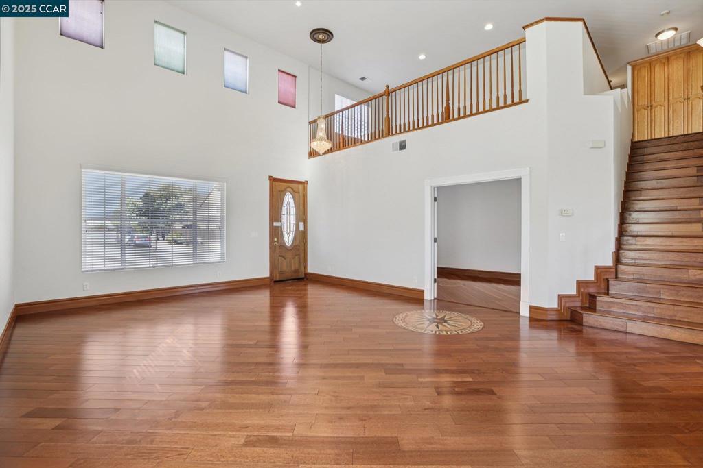 HIGHLANDS RANCH - Residential