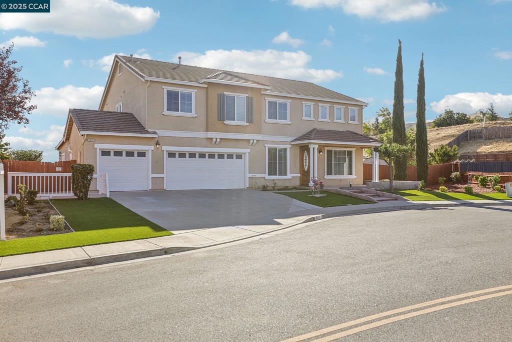 HIGHLANDS RANCH - Residential