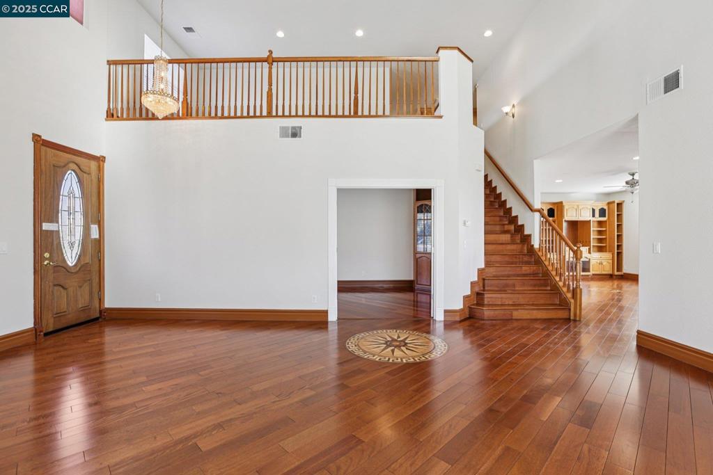 HIGHLANDS RANCH - Residential