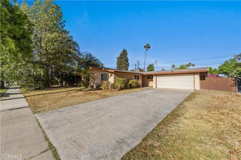 Photo of 6790 El Cajon Dr DR, Riverside, CA 92504 (MLS # TR26193463)