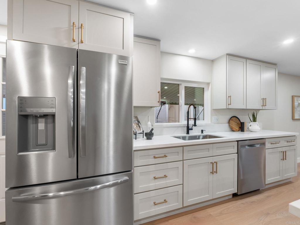 3535 Linda Vista Drive 213
