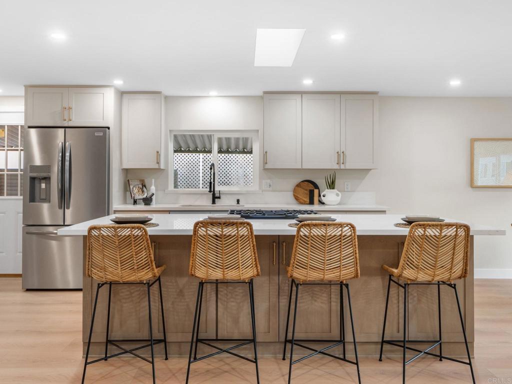 3535 Linda Vista Drive 213