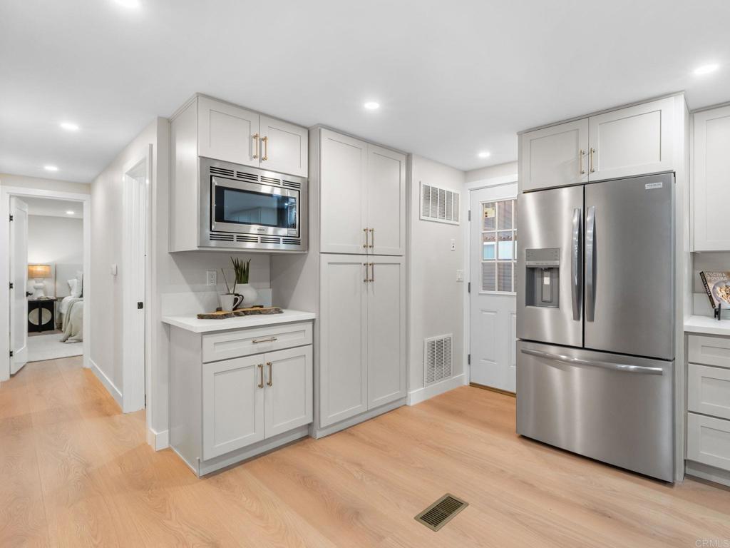 3535 Linda Vista Drive 213