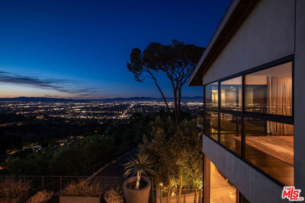 3337 Beverly Ranch Road