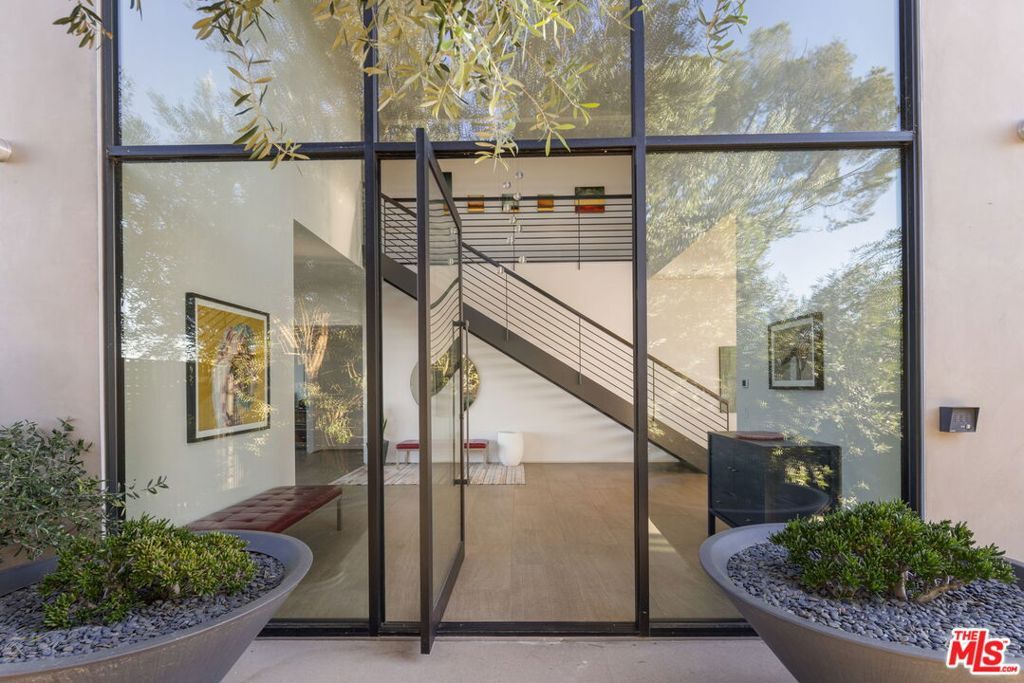 Photo of 3337 Beverly Ranch Road, Beverly Hills, CA 90210 (MLS # 26738761)