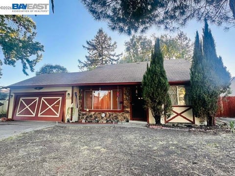 Photo of 3730 Platt Ct CT, Pleasanton, CA 94588 (MLS # 41150196)