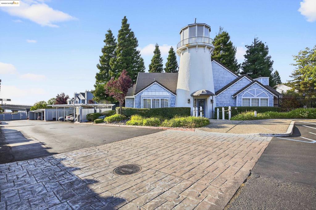 VALLEJO HEIGHTS - Residential