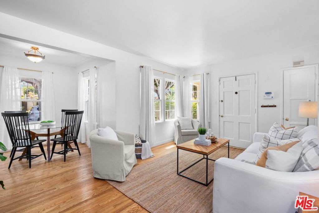 Photo of 1333 Grant Street, Santa Monica, CA 90405 (MLS # 25559389)