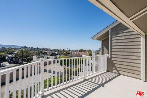 Photo of 225 S Lucia Avenue #C, Redondo Beach, CA 90277 (MLS # 26665255)