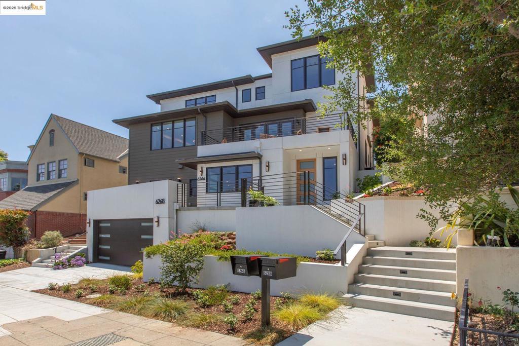 CLAREMONT PINES - Residential