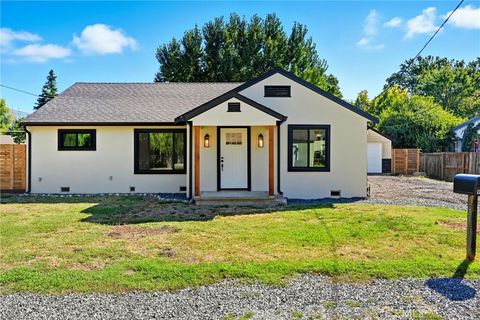 Photo of 9584 Rice St, Upper Lake, CA 95485 (MLS # LC25219201) Photo of 9584 Rice St, Upper Lake, CA 95485 (MLS # LC25219201)