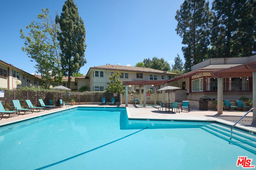 3604 Kalsman Drive 2