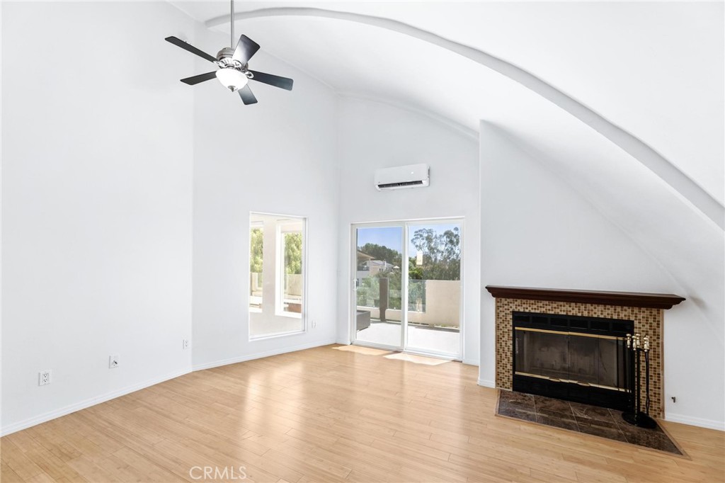 Chatsworth, California, 91311, United States, 4 Bedrooms Bedrooms, ,4 BathroomsBathrooms,Residential,Active,2011421
