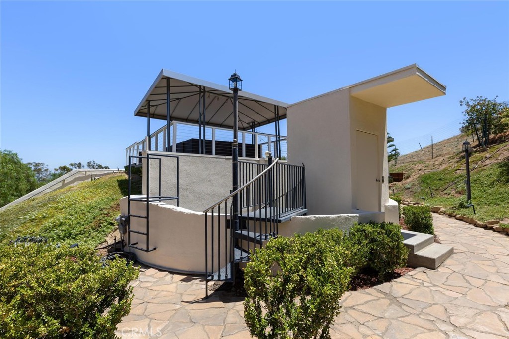 Chatsworth, California, 91311, United States, 4 Bedrooms Bedrooms, ,4 BathroomsBathrooms,Residential,Active,2011421