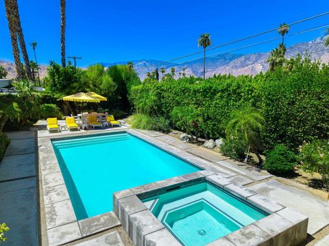 Photo of 623 Desert Way, Palm Springs, CA 92264 (MLS # 219139645DA)