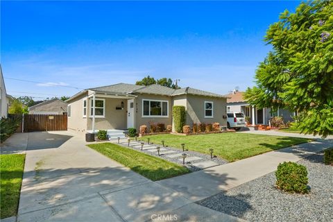 6139 Pearce Avenue Lakewood CA 90712