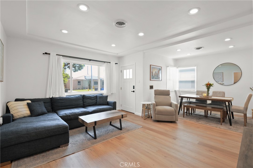 6139 Pearce Avenue