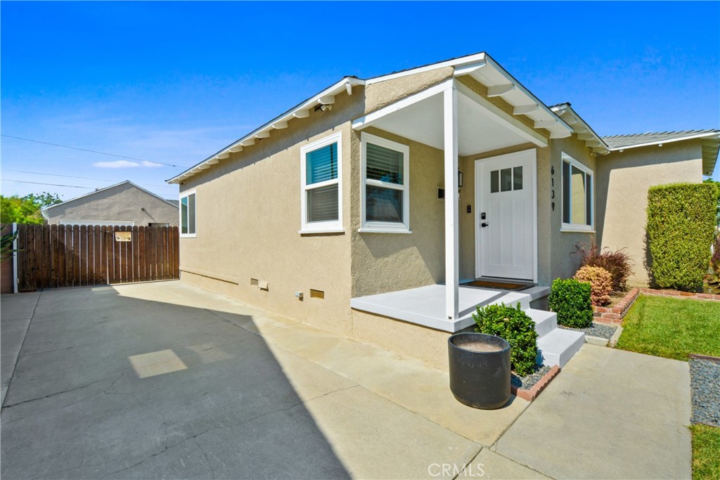6139 Pearce Avenue