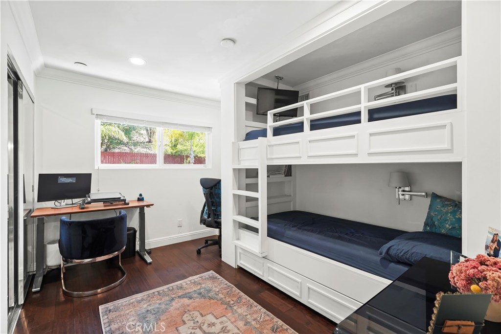 Westlake Bay (728) - Residential Lease