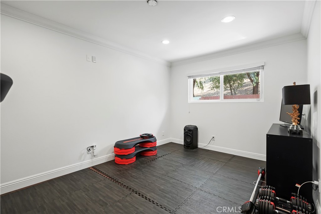 Westlake Bay (728) - Residential Lease