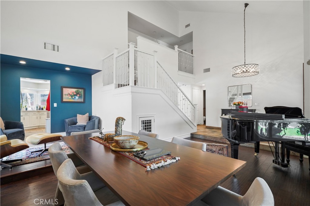 Westlake Bay (728) - Residential Lease