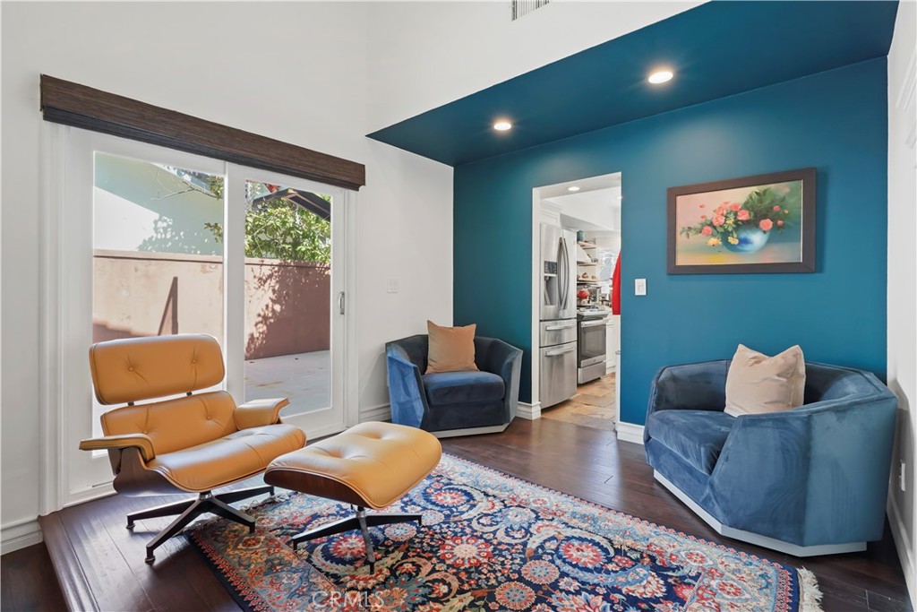 Westlake Bay (728) - Residential Lease