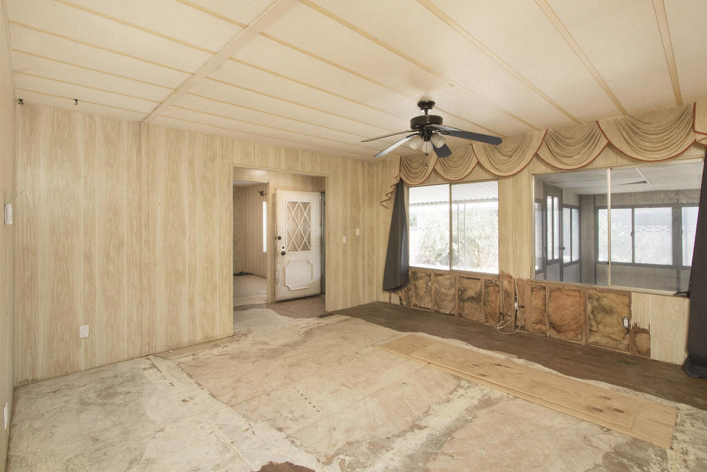 Tri Palm Estates - Manufactured In Park