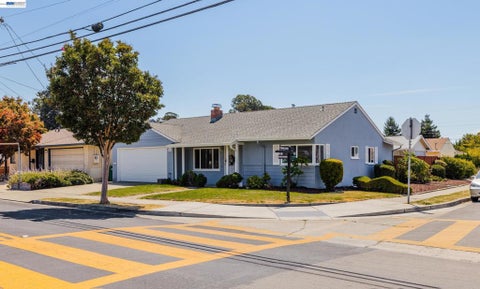Photo of 22907 Nevada RD, Hayward, CA 94541 (MLS # 41144894)