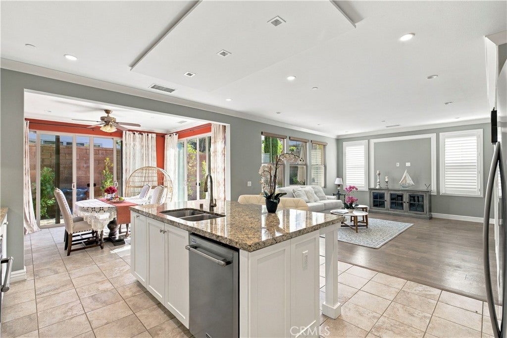 56 Quill, Irvine CA 92620 - Photo 16
