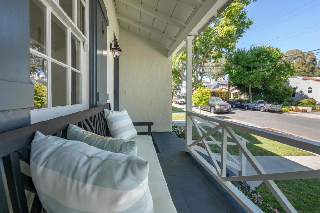 1411 Sanchez Avenue
