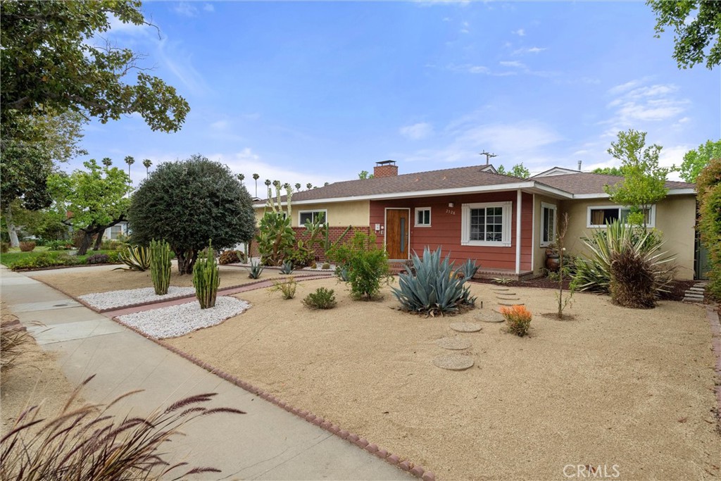2528 French St
