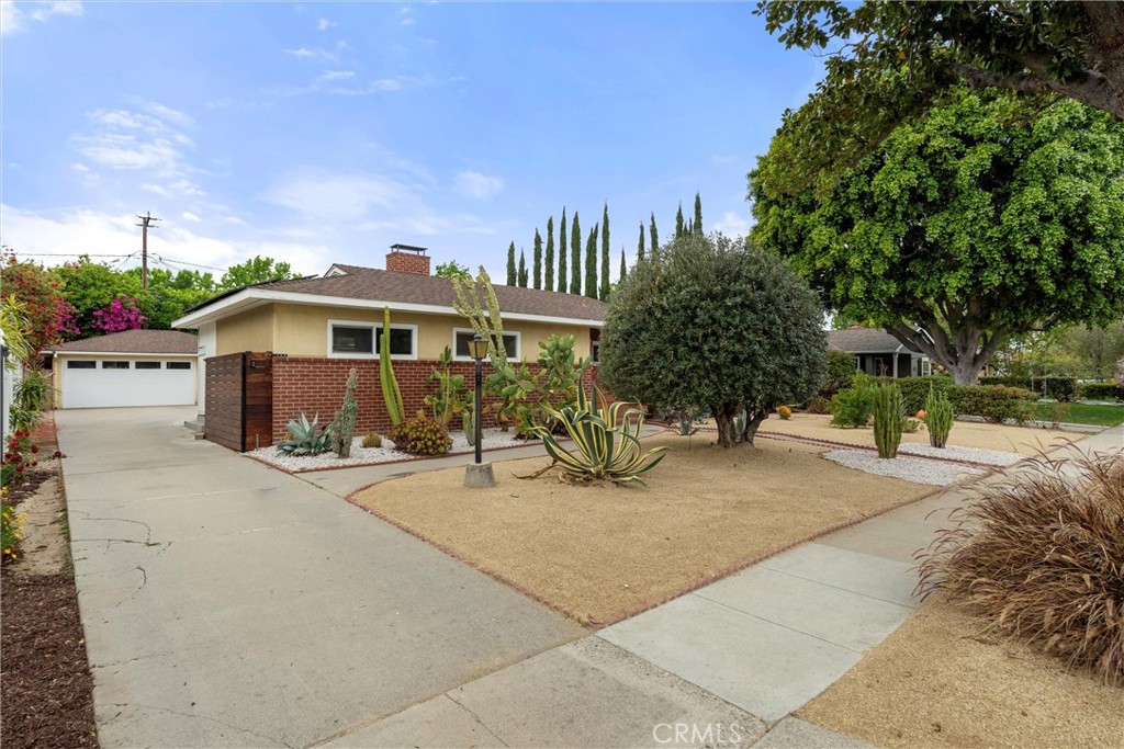 2528 French St