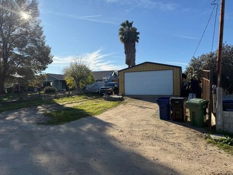 Tiny photo for 165 S 4th Street, Shandon, CA 93461 (MLS # ML82028985)